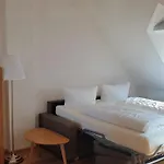 Suedhotel 2* بادربورن