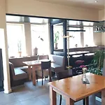 فندق Suedhotel بادربورن